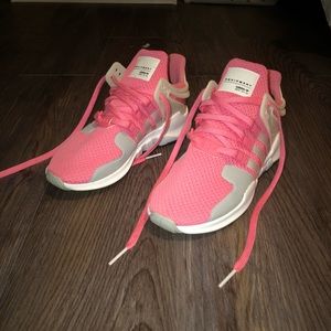 Like New pink sneakers